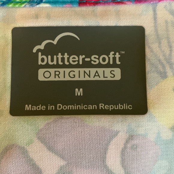 Scrub Top - Picture 2 of 2